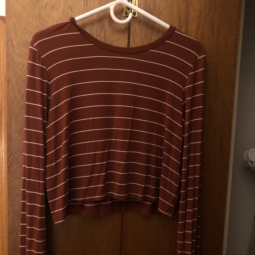 Forever 21 Cropped Long Sleeve